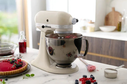 KitchenAid 4,8 L 5KSM175 Artisan Küchenmaschine Beginnerset mit Gemüseschneider